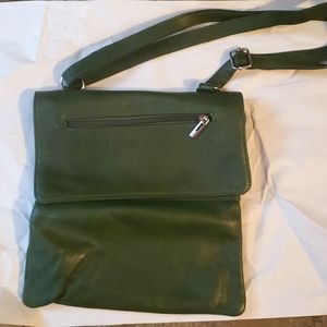 Vera Pelle Handbag